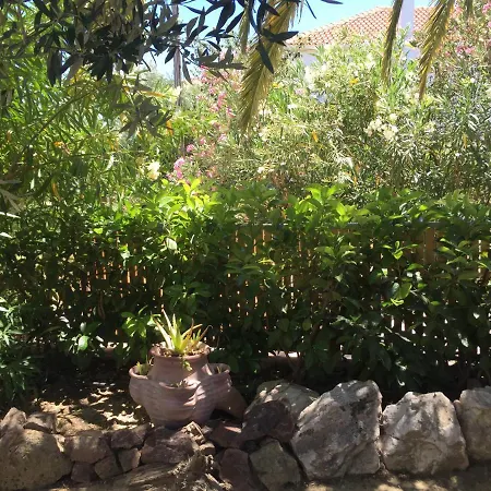 Private Pool By The Sea With Private Garden For Private Use Tatil Evi Koróni