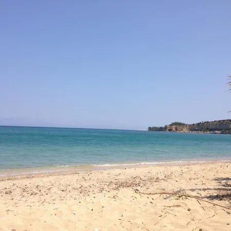 Private Pool By The Sea With Private Garden For Private Use Vakantiehuis Koróni