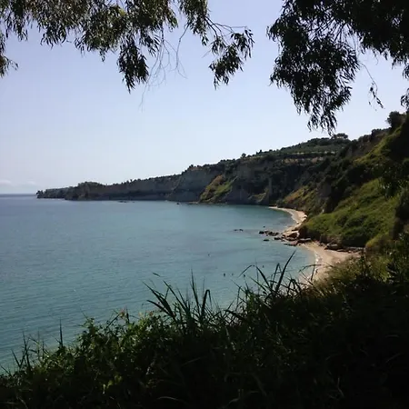 Private Pool By The Sea With Private Garden For Private Use Vakantiehuis Koróni