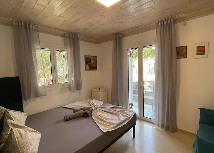 Private Pool By The Sea With Private Garden For Private Use Vakantiehuis